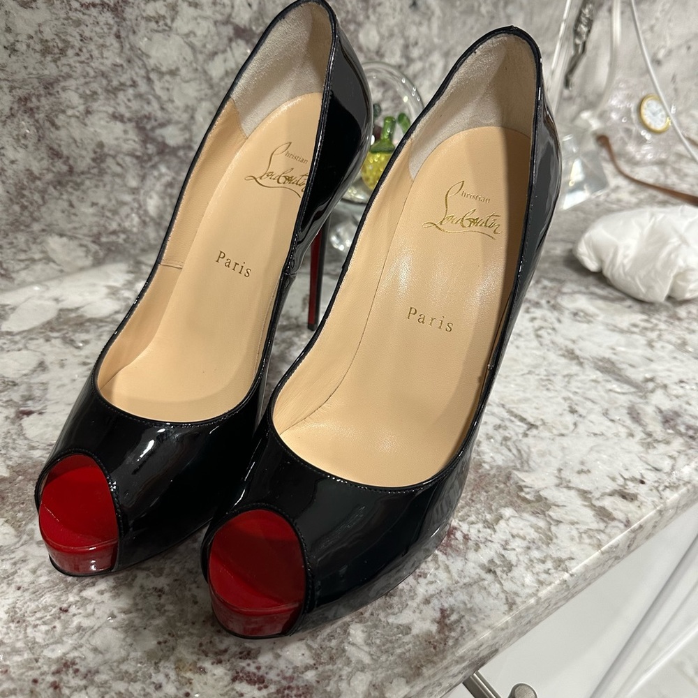 AUTHENTIC Christian Louboutin Open Toe Pump